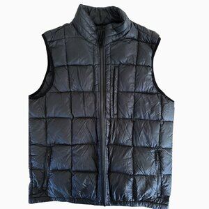 The Normal Brand Packable Down Puffer Vest